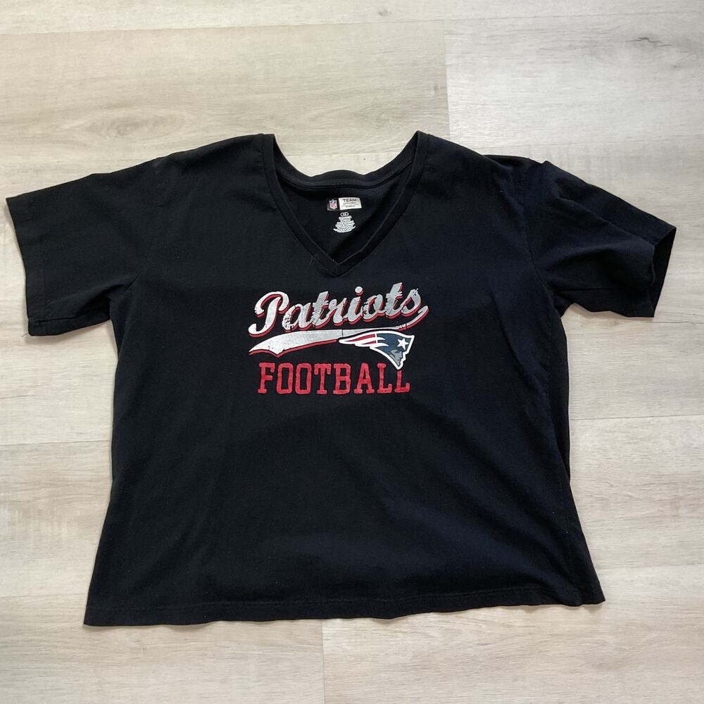 New England Patriots NFL Team Apparel Womens V Neck Short Sleeve Tee 1XL